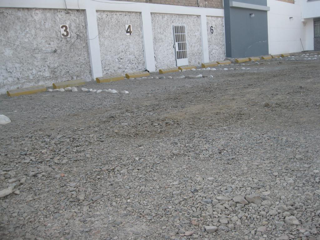 Posada Gino Pisco Bagian luar foto